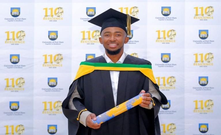 From tragedy to triumph: Simanye Tonono honours late mother by graduating with 22 distinctions.